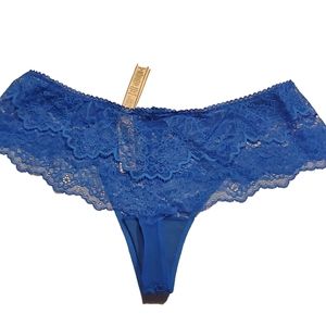 Victoria Secret NEW (M) lace Thong panties